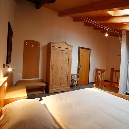 Oberschmied 3*