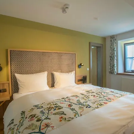 Hotel Oberschmied 3*