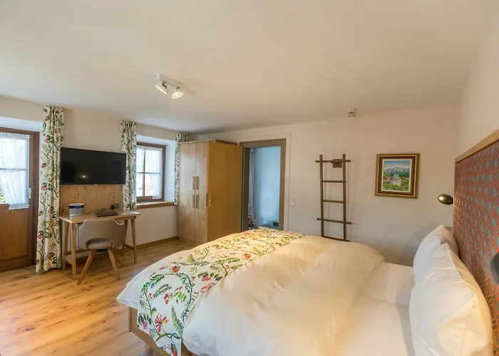 Oberschmied Hotel 3*